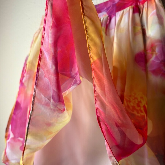Liz Claiborne Pink Floral Sheer Skirt Size 12P Mini Pleat Layered Photo Graphic - Picture 9 of 11